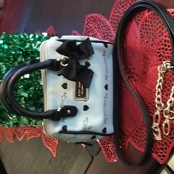 ECU Betsey Johnson Cute Black & Blue Crossbody Mini Handbag - Picture 3 of 13